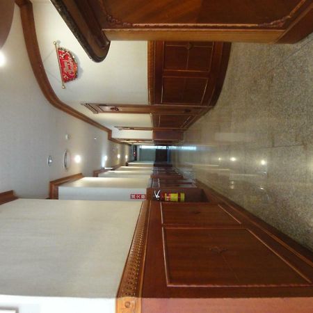 Hua Yue Hotel Таоюань Экстерьер фото