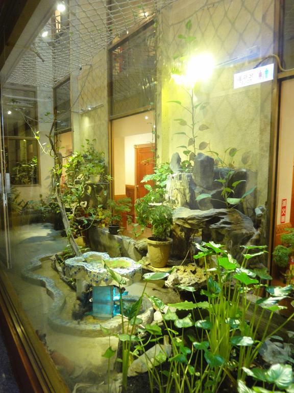Hua Yue Hotel Таоюань Экстерьер фото