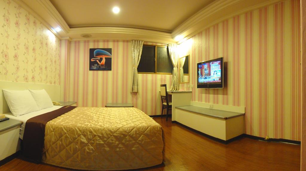Hua Yue Hotel Таоюань Экстерьер фото