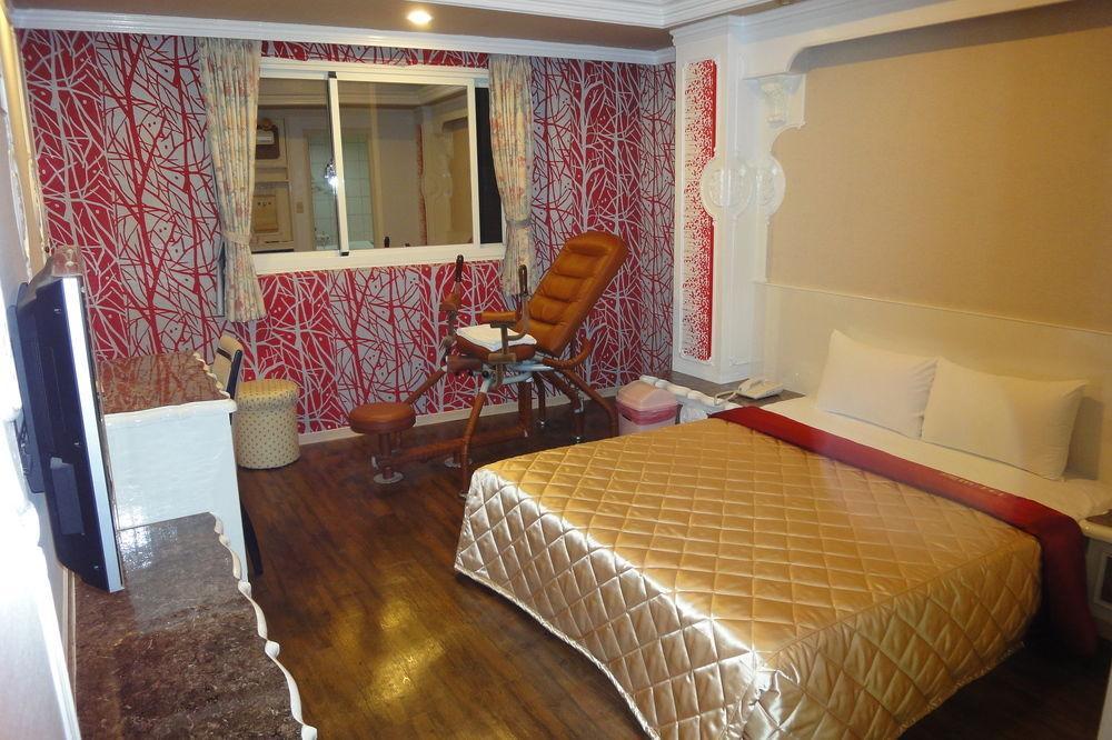 Hua Yue Hotel Таоюань Экстерьер фото