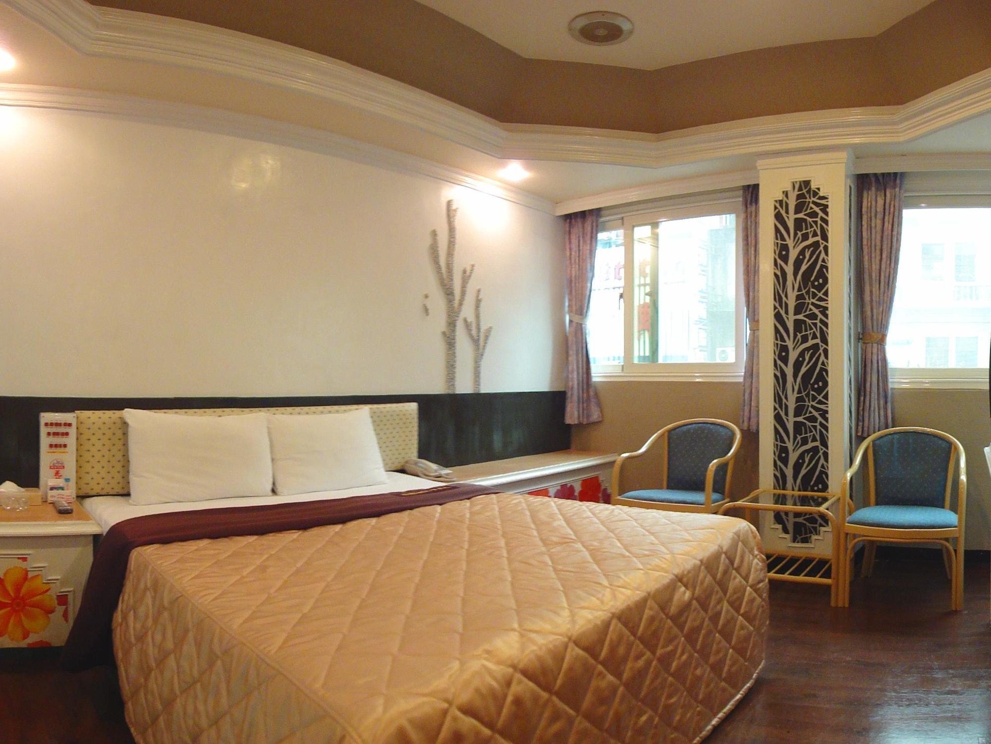 Hua Yue Hotel Таоюань Экстерьер фото