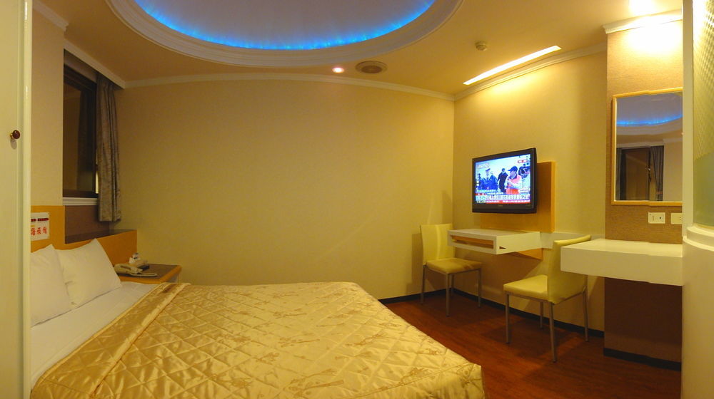 Hua Yue Hotel Таоюань Экстерьер фото