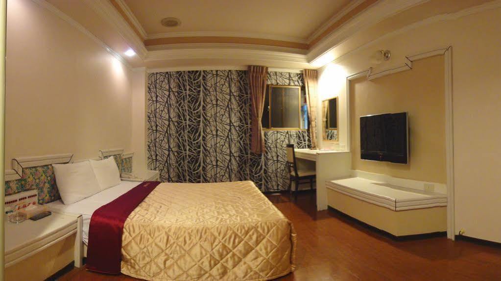 Hua Yue Hotel Таоюань Экстерьер фото